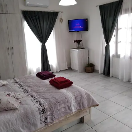 公寓 Santorini Sigala 2 *